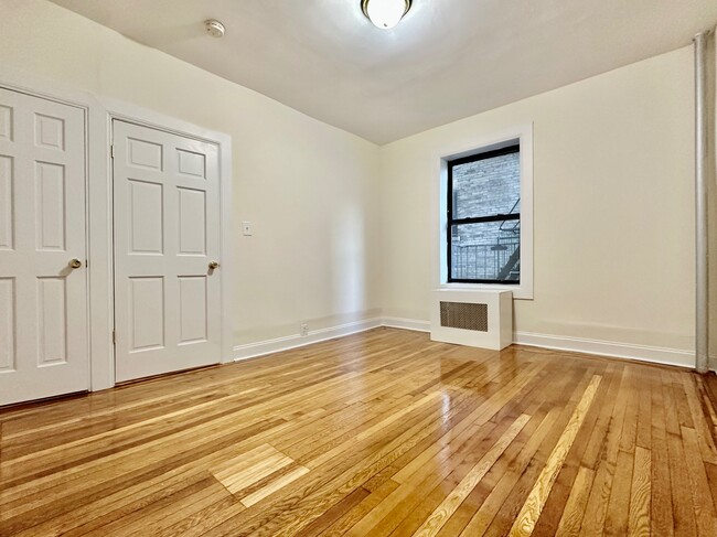 Building Photo - 289 Convent Ave