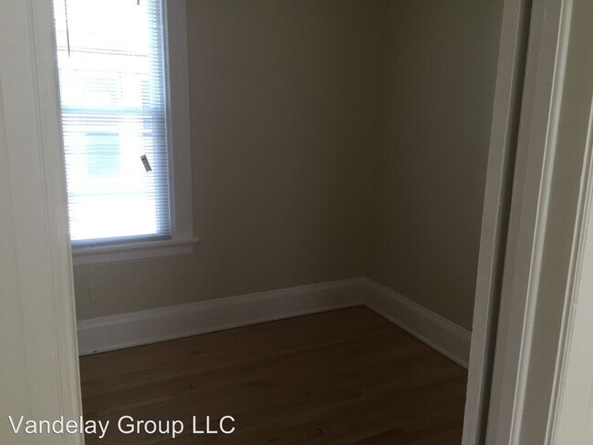 Foto del edificio - 2930 N Booth St