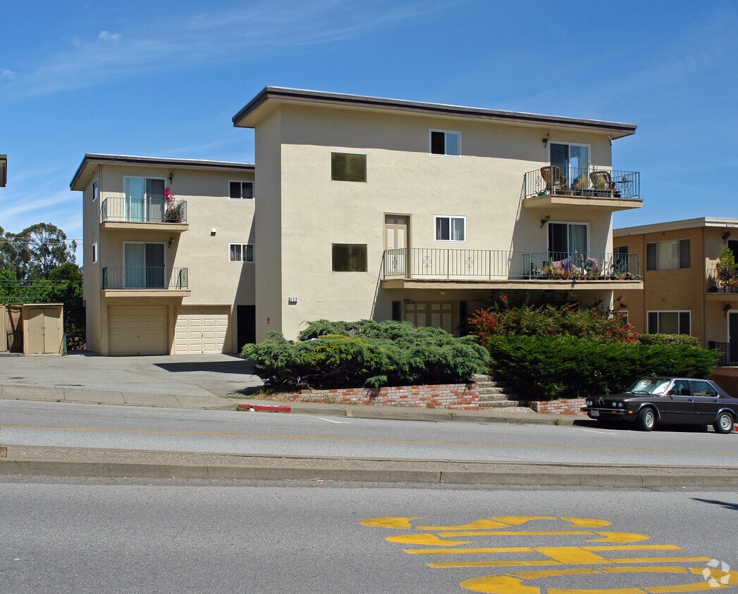 Foto del edificio - 512 Richmond Dr