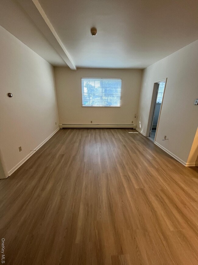 Foto del edificio - 1 N Rockland Ave