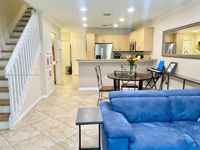Foto del edificio - 4935 SW 66th Terrace