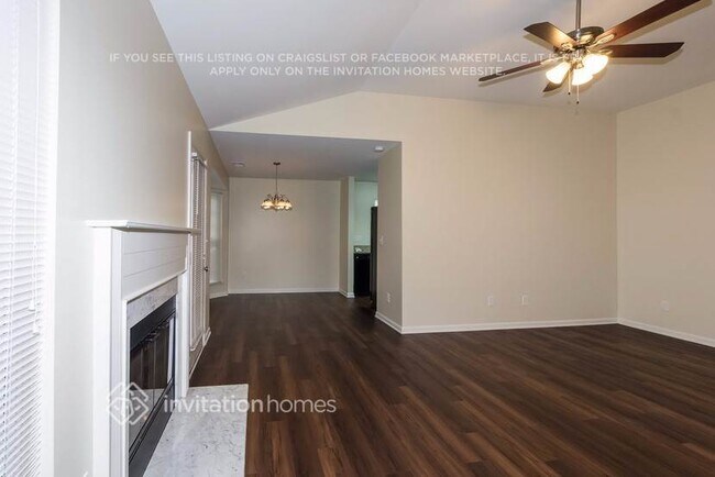 Foto del edificio - 8612 Warwick Crest Ln
