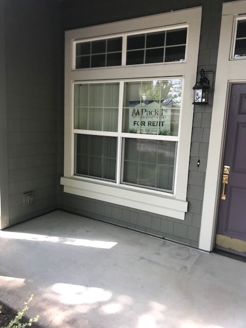 Building Photo - 1504 NE 64th Ave