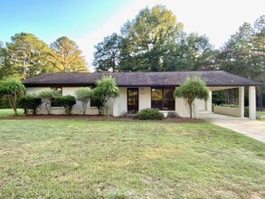 Building Photo - 4423 Mt Vernon Rd