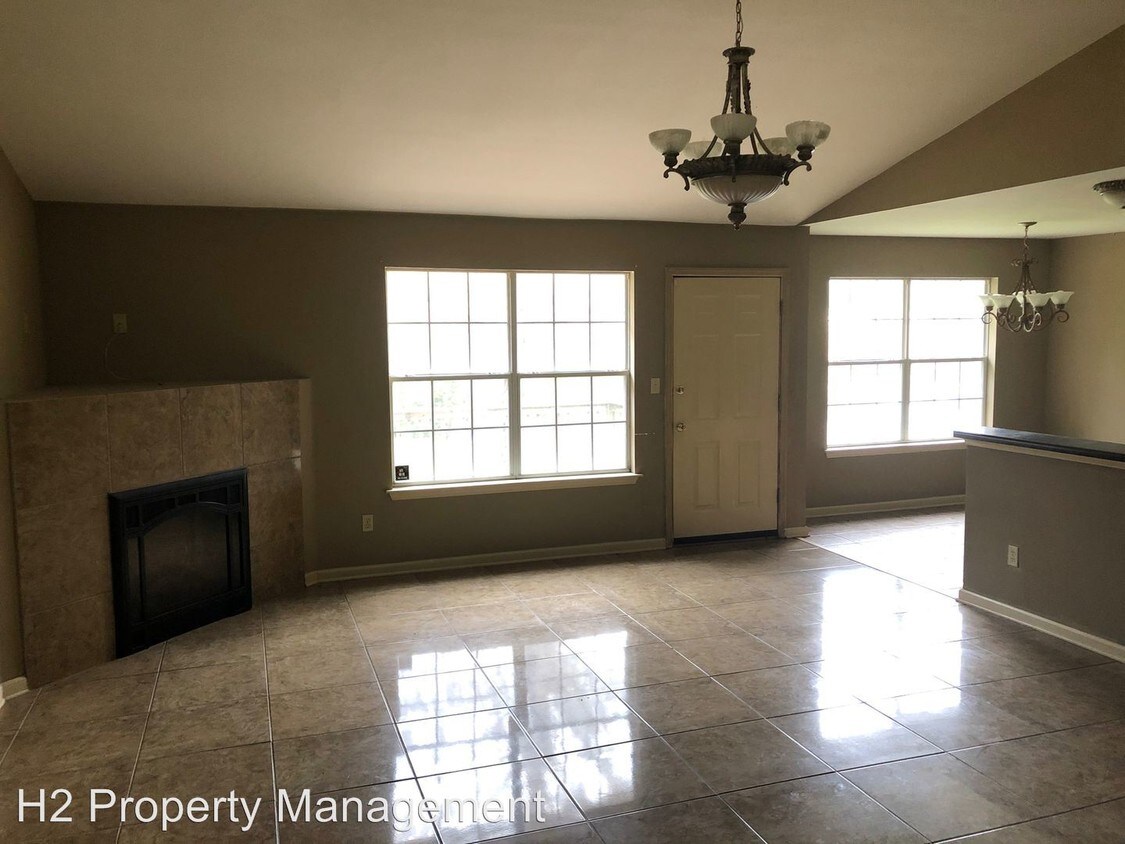 Foto del edificio - 3 br, 2 bath House - 4585 Old Bainbridge Road