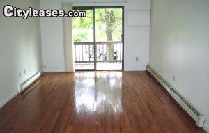 Primary Photo - 326 Auburn St