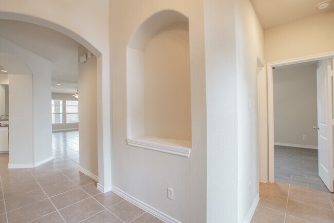 Building Photo - 50 Hearthwick Place