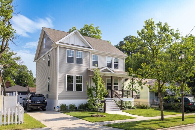 Foto del edificio - Spacious Single Family Home in Norfolk Wit...
