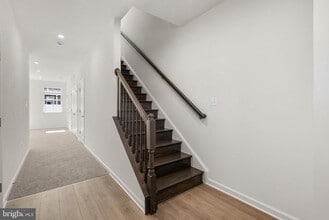 Building Photo - 8269 Longford Rd