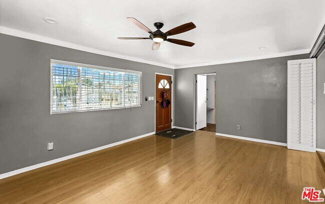 Building Photo - 16711 Mapes Ave