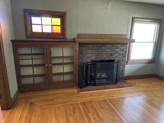 Photo - 331 Pearl St House