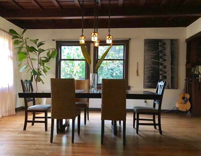 Foto del edificio - 2180 W 24th St