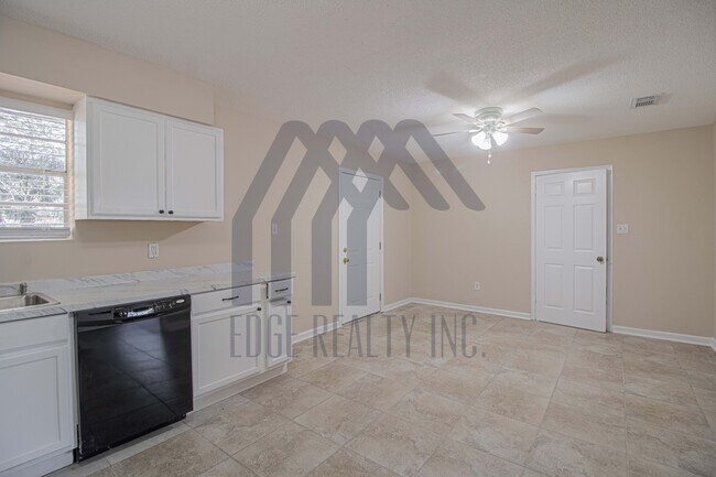 Foto del edificio - 7116 Skidaway Rd