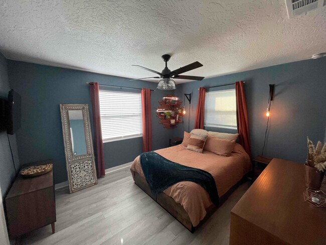 Foto del edificio - 1465 15th St S