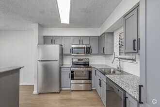 Interior Photo - Bellevue at Spring Creek