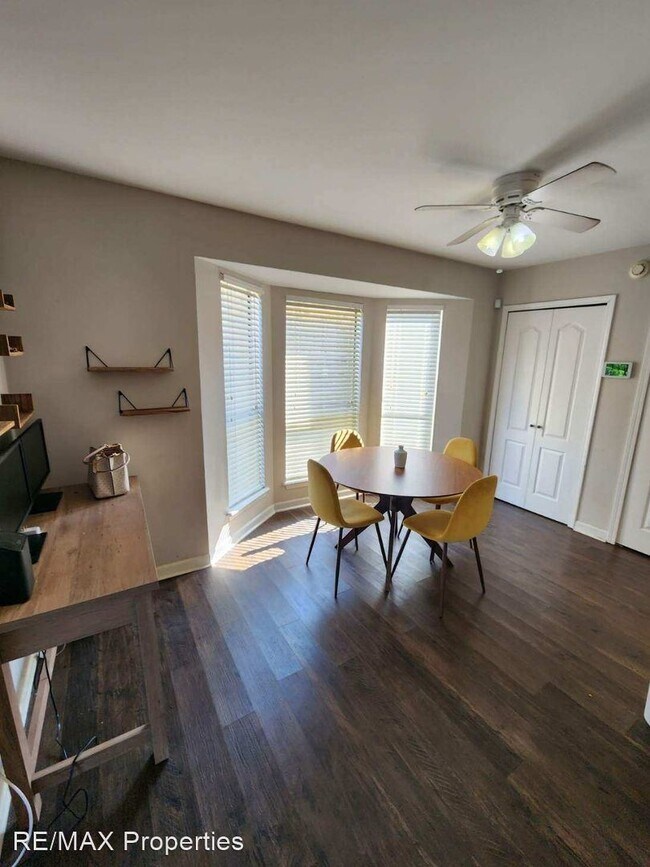 Foto del edificio - 2 br, 2.5 bath House - 1953 S. Brightside ...