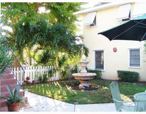 Building Photo - 4205 N Flagler Dr