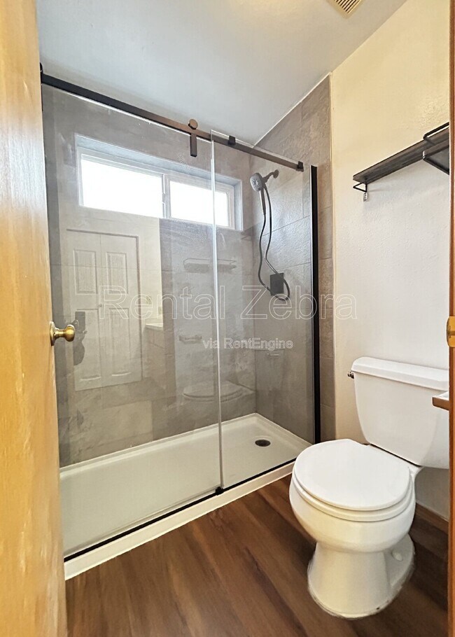 Foto del edificio - 1818 NE Wichita Way