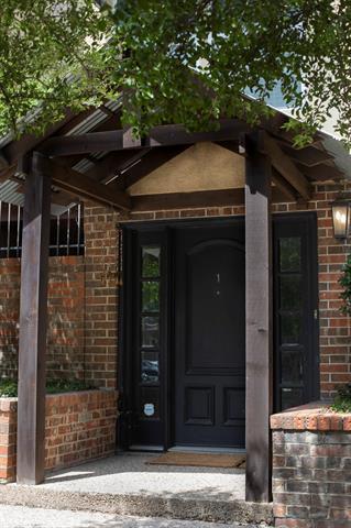 Foto del edificio - 4211 Prescott Ave