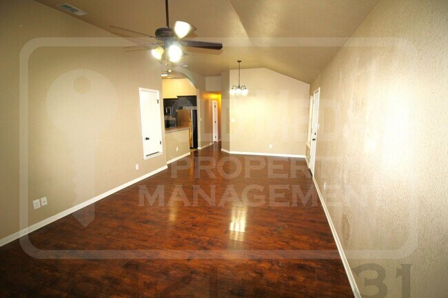 Foto del edificio - 1108 Grace Point Dr