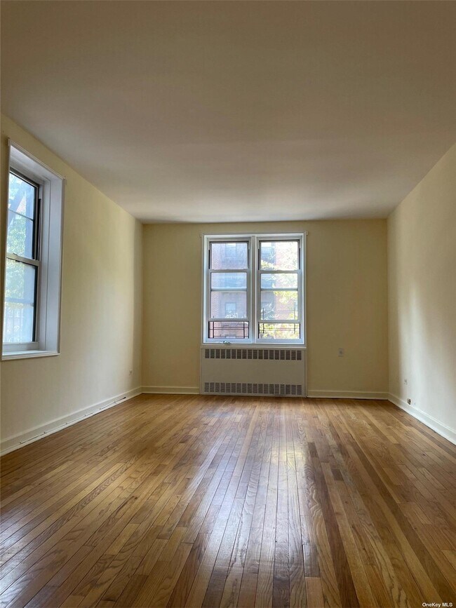 Foto del edificio - 103-30-103-68 68th Ave