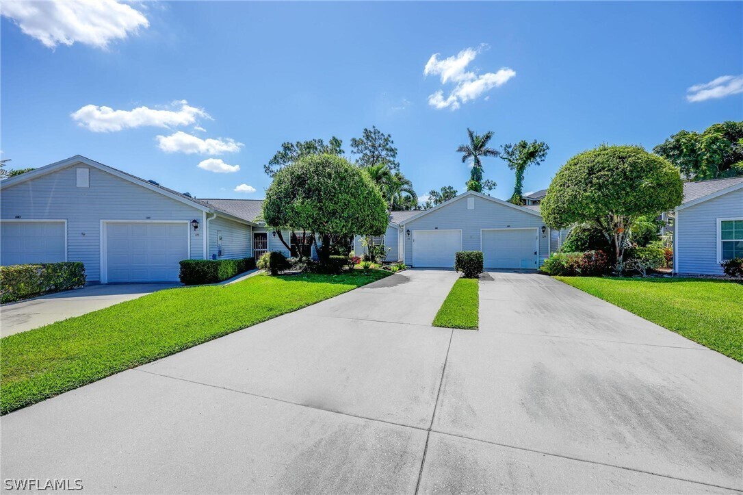 Foto principal - 122 Quail Forest Blvd