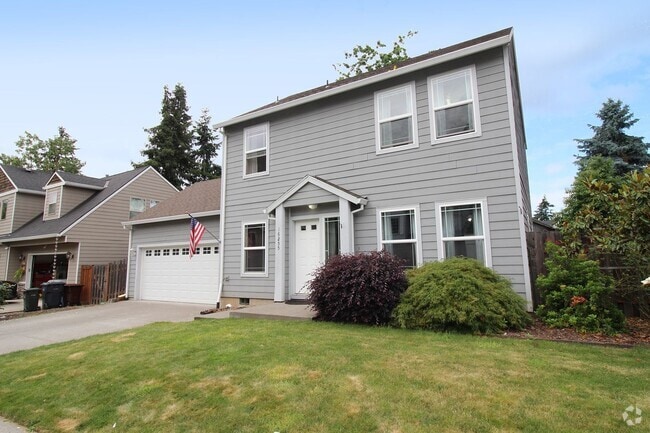 Building Photo - 16255 SE Blooming Ln
