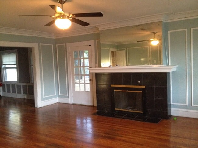 Foto del edificio - 4047 Warwick Blvd