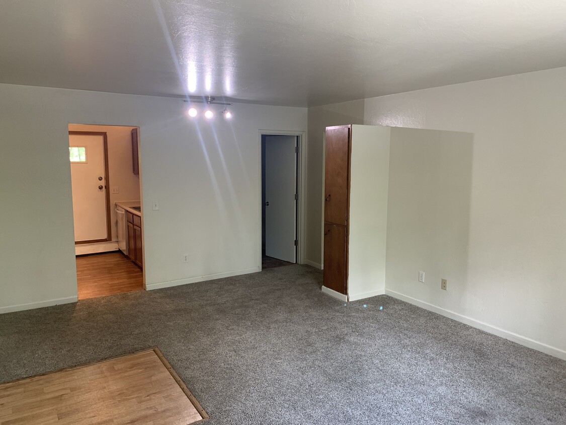 3816 Baxter Rd, Anchorage, AK 99504 - Apartments in Anchorage, AK ...