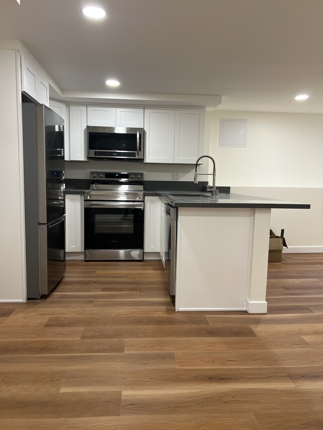 Photo - 4427 38th Ave SW House