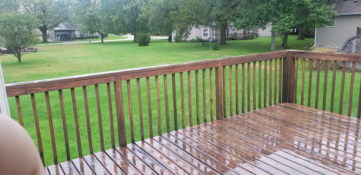 Deck - 912 Bell Ave