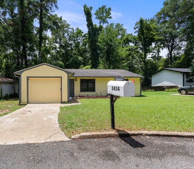 Building Photo - 2434 Jolene Ln