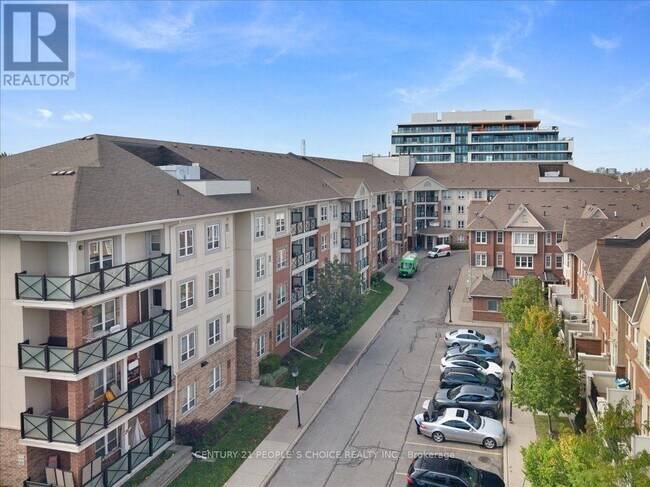 Building Photo - 60 Mendelssohn St