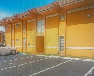 Building Photo - 9449 SW 76th St