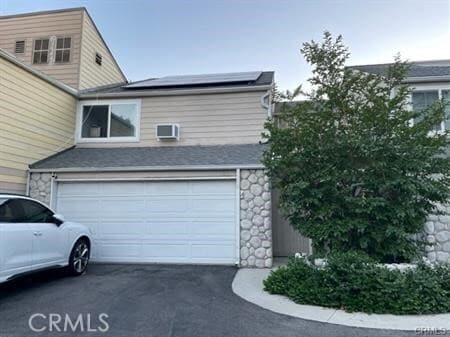 Primary Photo - 23541 Ave La Caza