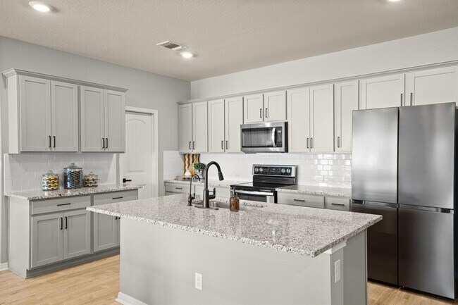 Building Photo - 114 Loon Dr