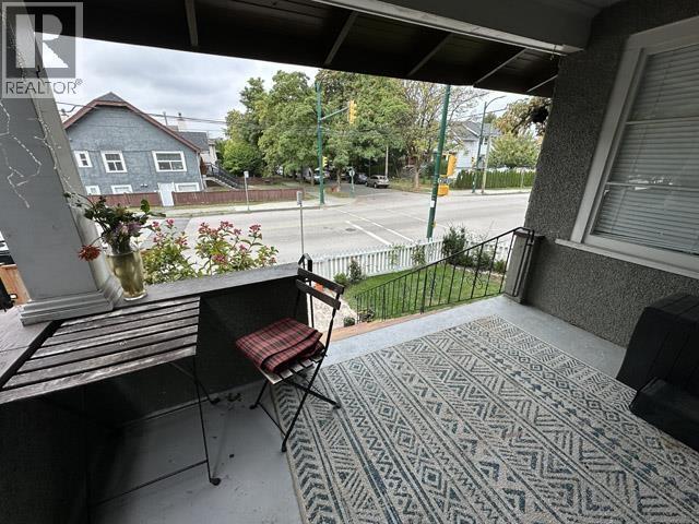 Building Photo - 2206-2206 Macdonald St