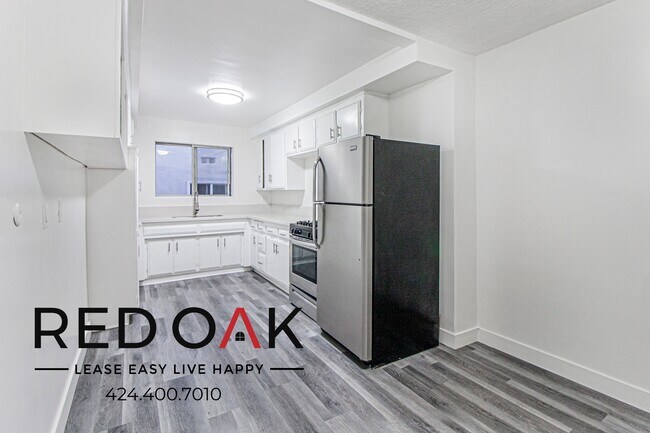 Foto del edificio - 7720 Hampton Ave