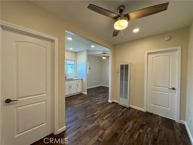 Building Photo - 1923 E 6th St