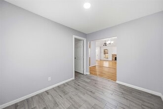 Building Photo - 22715 Braken Manor Ln