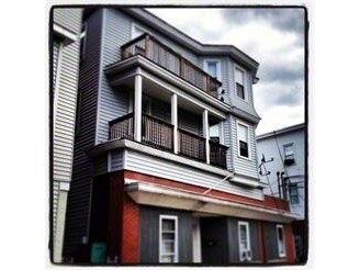 Foto del edificio - 100 Knight St