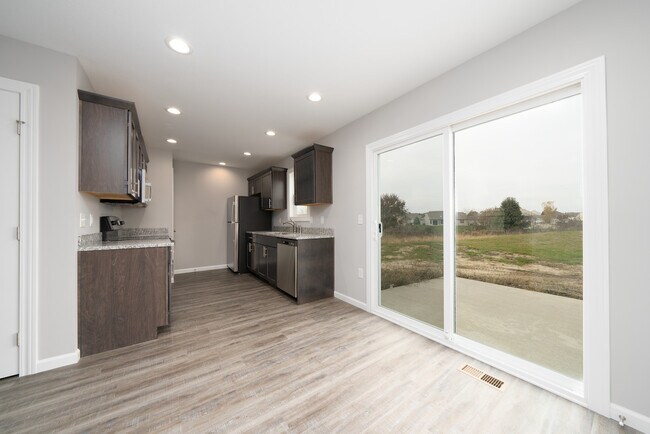 Foto del edificio - Somerset Townhomes and Villas