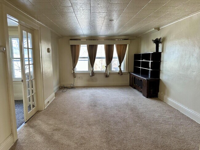 Foto del edificio - "Charming 2-Bed Gem in Virginia, MN – Perfect for Cozy Living!"
