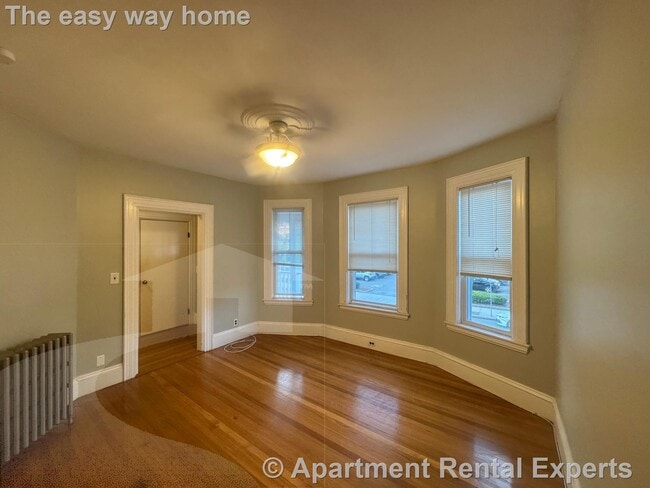 Building Photo - 106 Highland Ave