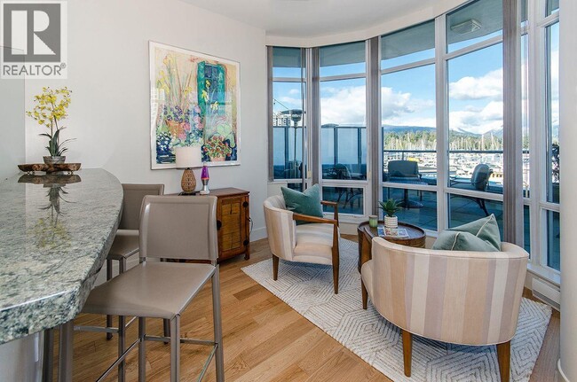 Building Photo - 499 Broughton St