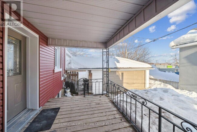 Photo du bâtiment - 16 Albert St N