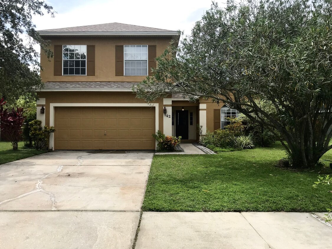 Primary Photo - 4 bed 3/1 bath Home in Winter Garden