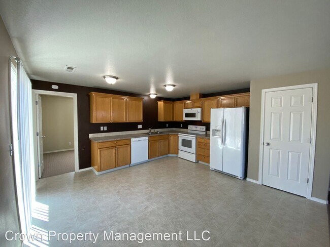 Building Photo - 4 br, 2 bath House - 5904 Fenway Dr.
