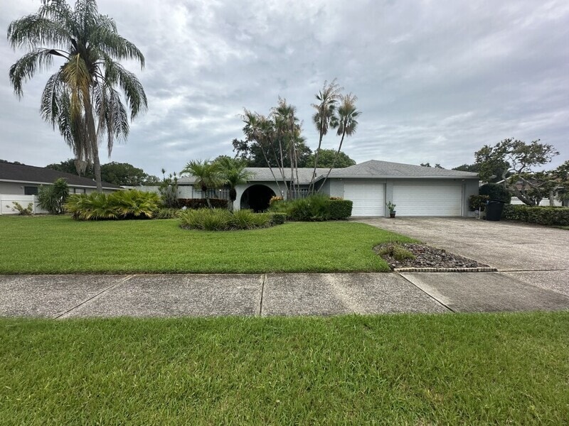 Primary Photo - 2780 Landmark Dr
