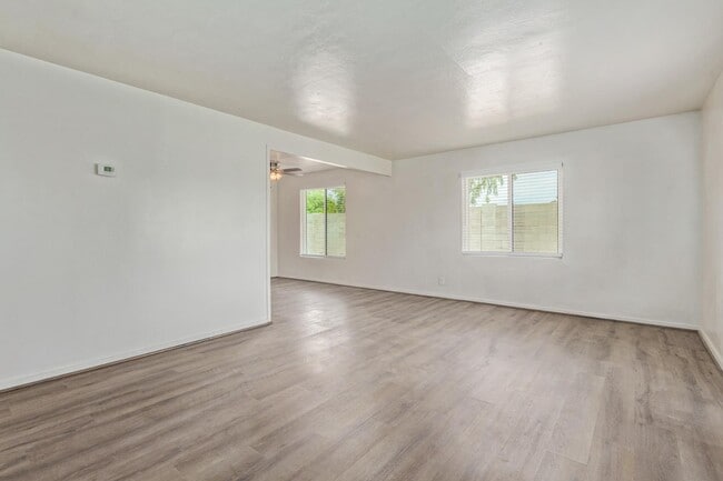 Photo - 4546 N 10th St Apartment